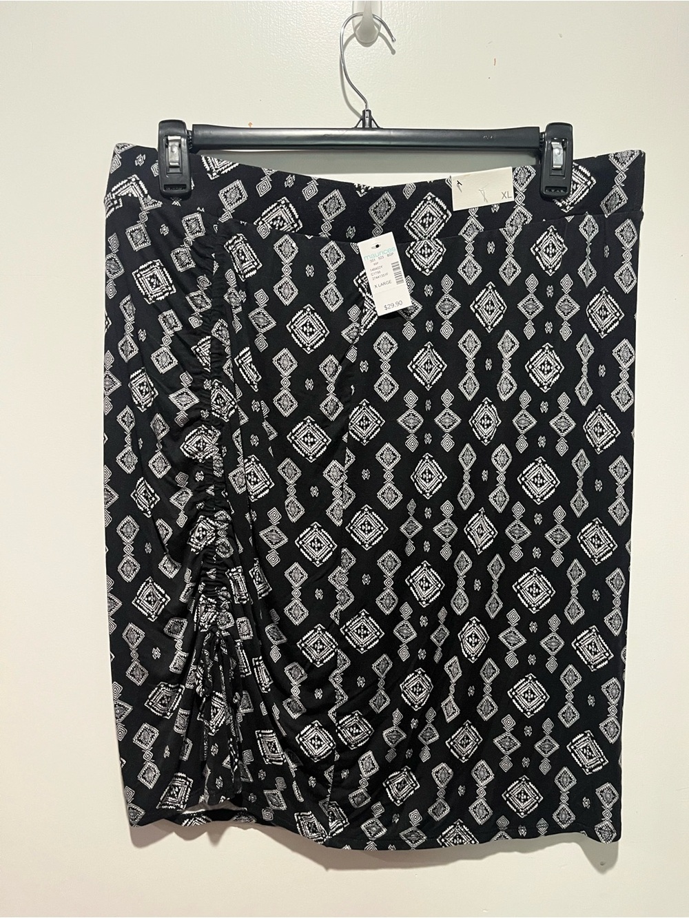 Maurices Black and White Diamond Print Pencil Skirt